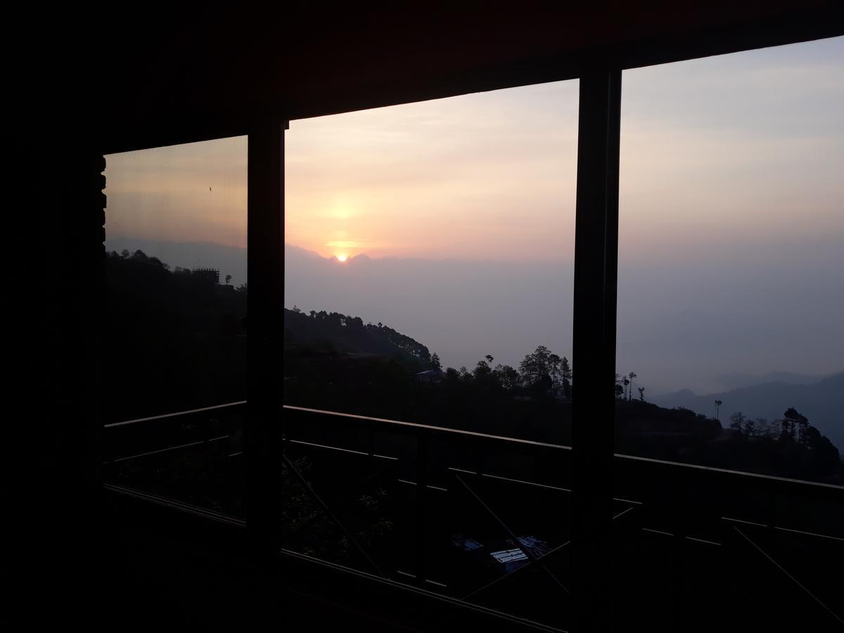 Hotel Nagarkot Holiday Inn Extérieur photo